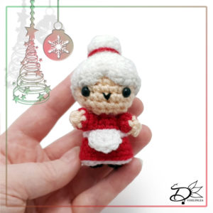 Mother Christmas made with Amigurumi